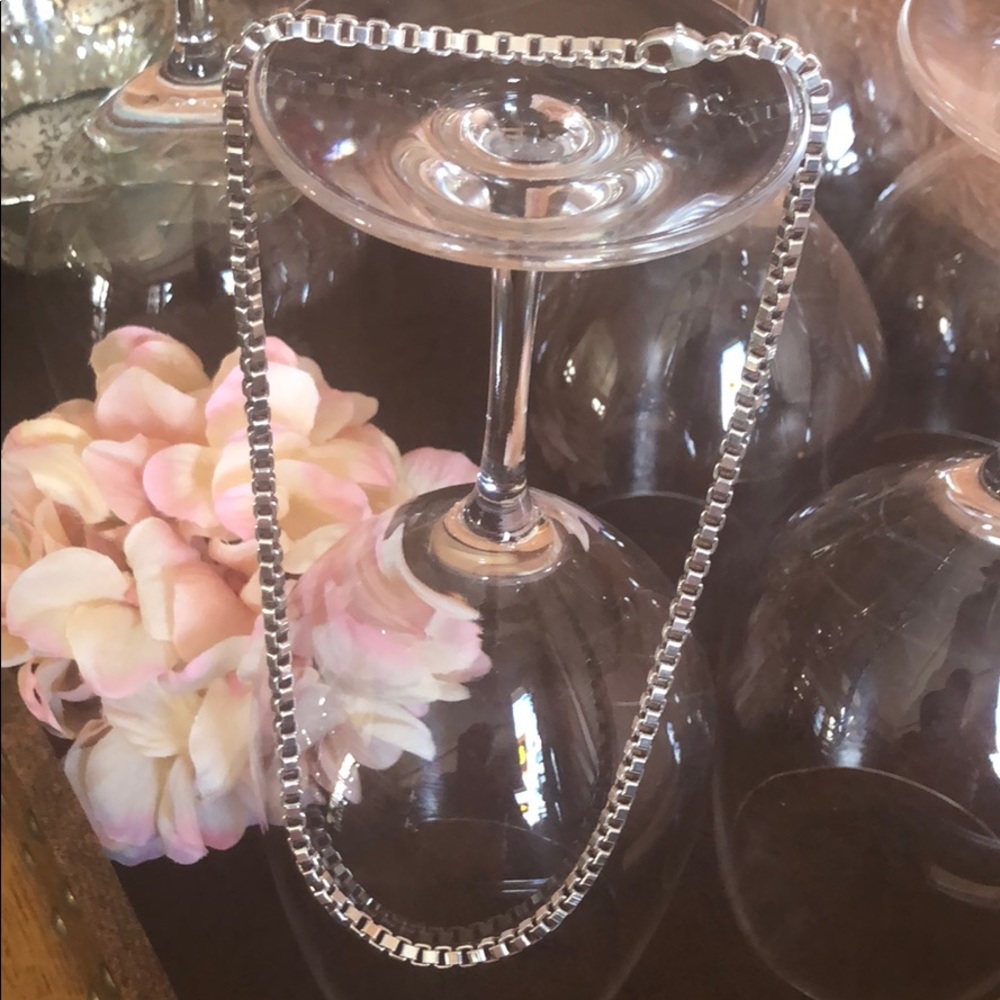 Tiffany Venetian Box Chain Necklace